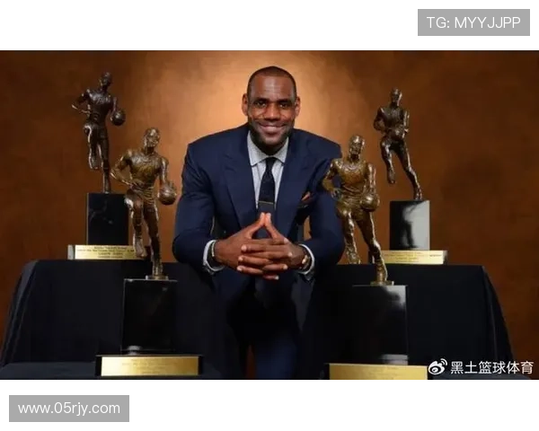 魔兽退役回顾:3次DPOY巨星巅峰时可单换詹姆斯